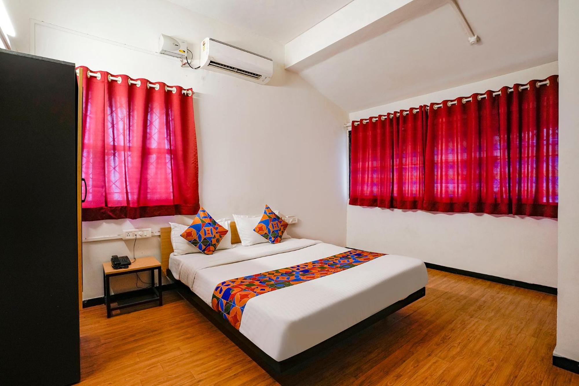 Fabhotel Saubhagya Inn Nashik Bagian luar foto