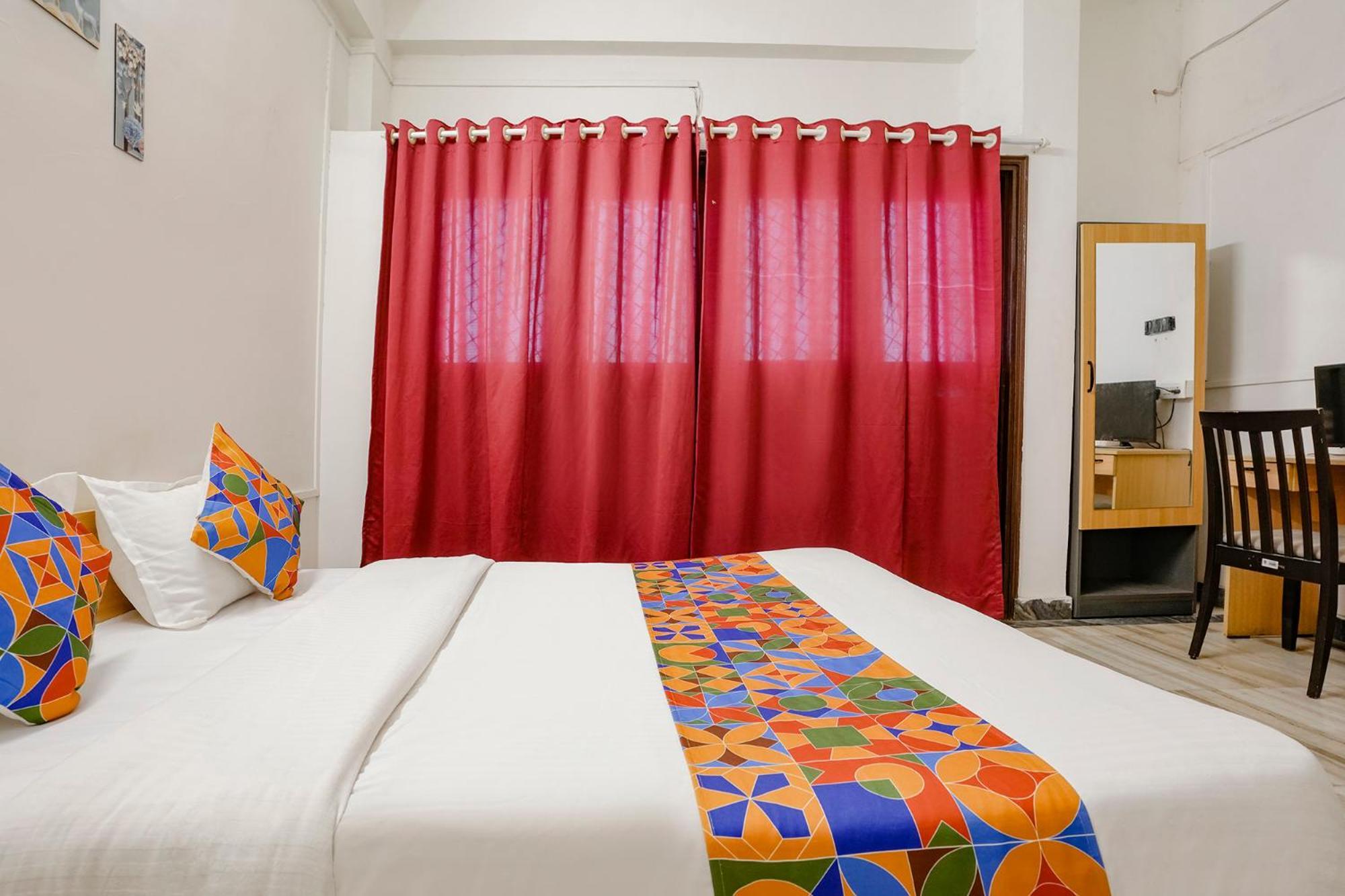 Fabhotel Saubhagya Inn Nashik Bagian luar foto